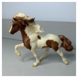 Breyer Sporour fra Bergi 1844 Pinto