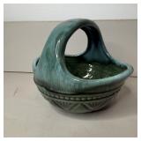 HULL F24 POTTERY GREEN DRIP GLAZE PLANTER CANDY