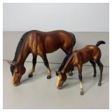 Vintage Breyer Grazing Mare and Foal #1411
