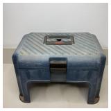 Rubbermaid Step Stool Toolbox Blue
