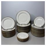 (39) Haviland Limoges France Gold Trimmed Plates