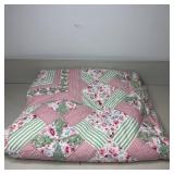 90x80 Patchwork Floral Quilt