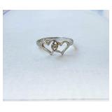 1G 10K Heart Diamond Ring