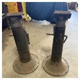 (2) Vintage Heavy Duty Jacks