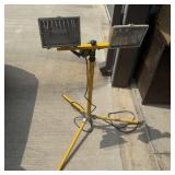Dual-Head Halogen Work Light with Outlets