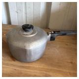 Vintage Wager Ware Sidney Magnalite 2 Qt Sauce