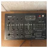 Numark DM-1650 stereo pre-amp control center
