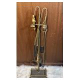 VINTAGE CLAWFOOT BRASS FIREPLACE STAND AND TOOLS