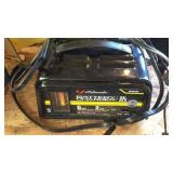 SCHUMACHER  12V/6V BATTERY CHARGER