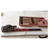 LARGE PUNCH SET & PIPE WRENCH