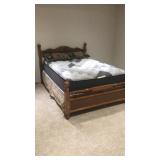 QUEEN SIZE BED (63in.Wx79)