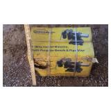 (NIB) 2 WAY SWIVEL MULTI PURPOSE BENCH VISE