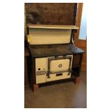 MONARCH PORCELAIN ENAMAL COOKSTOVE
