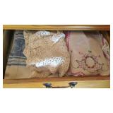 DOILYS, TABLE PLACE MATS, PLATE STANDS & MORE