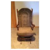 GLIDER CHAIR