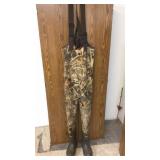 CABELAï¿½S OVERALL WADERS (Sz. 8R W/Sz. 8 BOOTS)