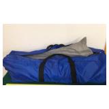TENT W/METAL POLES & BAG