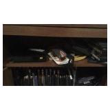 HOMI DVD PLAYER & ASSORTED DVDï¿½s