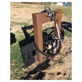 QUICK-TACH HYDRAULIC FENCE POST DRIVER (WORKS)