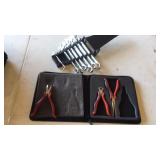 COMBO WRENCHES, SCREW DRIVERS, & MISC TOOLS