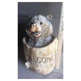 HAND-CARVED ï¿½WELCOMEï¿½ BEAR (15in.T)