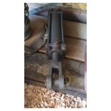 PNEUMATIC CYLINDER ARM & POST POUNDER