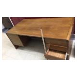 WOOD DESK MEASURES 71"L X 36"W X 29"T WOOD DESK MEASURES 71"L X 36"W X 29"T