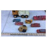 ASSORTED PASTIC & METAL TOYS ASSORTED PASTIC & METAL TOYS