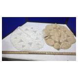 CROCHET/BEADED DOILIES (BEIGHE & WHITE) CROCHET/BEADED DOILIES (BEIGHE & WHITE)