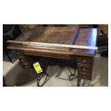 SINGER SEWING MACHINE CASE (NO MACHINE) SINGER SEWING MACHINE CASE (NO MACHINE)