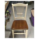 (4) KITCHEN CHAIRS (ATG) (4) KITCHEN CHAIRS (ATG)
