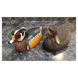 (2) HANDCRAFTED DUCK DECOYS (2) HANDCRAFTED DUCK DECOYS