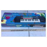YAMAHA PSS-12 TOY PIANO YAMAHA PSS-12 TOY PIANO