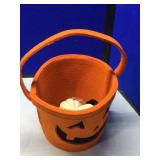 HALLOWEEN BEARS, PUMPKINS & FALL DECOR HALLOWEEN BEARS, PUMPKINS & FALL DECOR