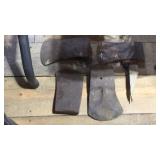 (4) AXE HEADS, HAMMER HEAD & OTHER (4) AXE HEADS, HAMMER HEAD & OTHER