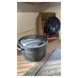 CANNER, CANNIG ITEMS, WOOD BOX