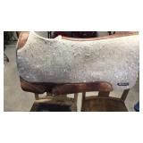 (2) SADDLE PADS (2) SADDLE PADS