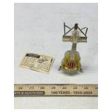 STRUM-A-GUITAR S&P SHAKER STRUM-A-GUITAR S&P SHAKER