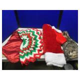 CHRISTMAS TREE SKIRTS, STOCKINGS & WREATH CHRISTMAS TREE SKIRTS, STOCKINGS & WREATH