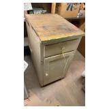 WOOD KITCHEN CABINET  24"DX19"WX36"H