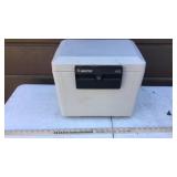 SENTRY 1170 SAFE WITH KEY SENTRY 1170 SAFE WITH KEY