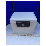SENTRY 1170 SAFE WITH KEY SENTRY 1170 SAFE WITH KEY