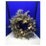 (2) CHRISTMAS WREATHS (2) CHRISTMAS WREATHS