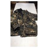 MENS �BEAR CREEK OUTFITTERS� INSULATED JACKET MENS �BEAR CREEK OUTFITTERS� INSULATED JACKET