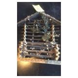 ASSORTED WALL HANGINGS