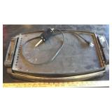REVERSIBLE ELECTRIC GRIDDLE & KETTLE