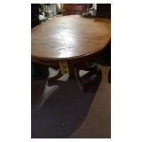 OAK TABLE W/ LEAF MEASURES 60"L X 42"W X 30"T