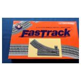 LIONEL, YARD LIGHTS & BUILDING