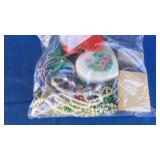 COSTUME JEWLERY, JEWLERY BOXES & PICTURE FRAMES