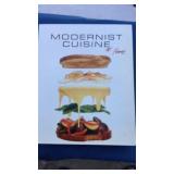 MODERNIST CUISINE BOOK SET & GRAND DIPLOME COOKING